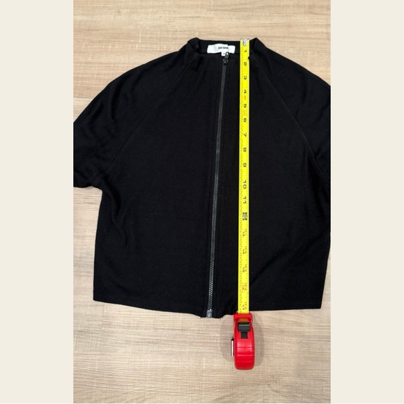 Joah Brown Full Zip Top! Cross listed on Mercari and Curtsy! - Picture 6 of 7